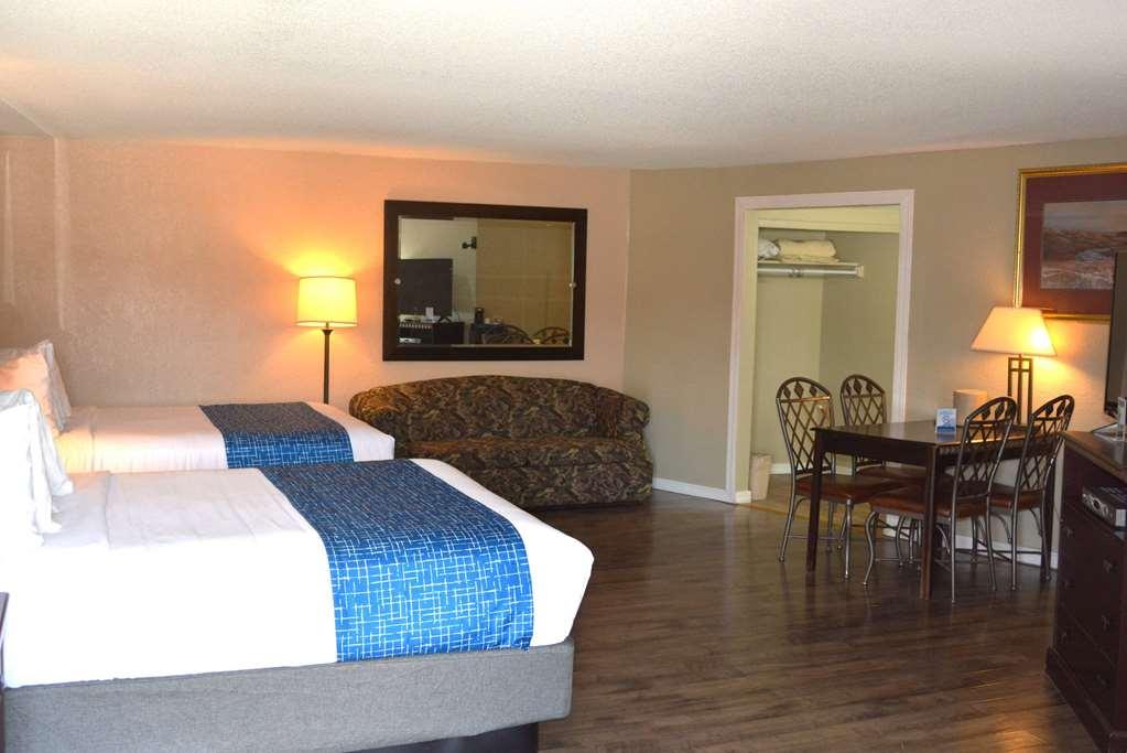 Travelodge By Wyndham Trinidad Room photo