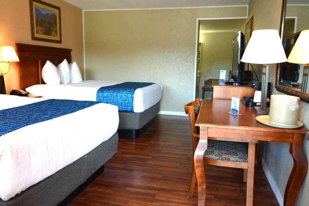 Travelodge By Wyndham Trinidad Room photo